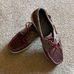 Sperry oxblood boat shoe